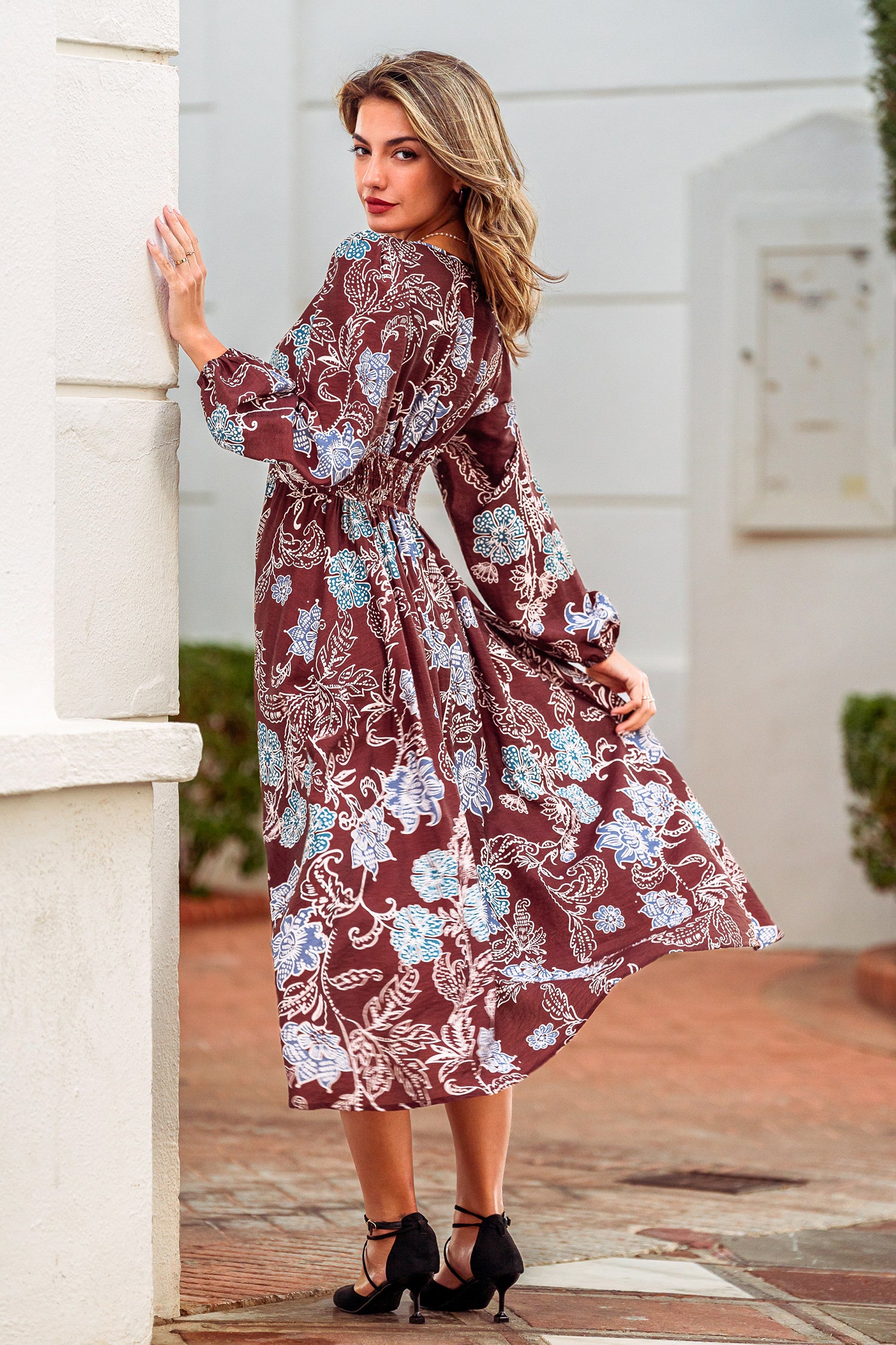 Good Aura Floral Maxi Dress