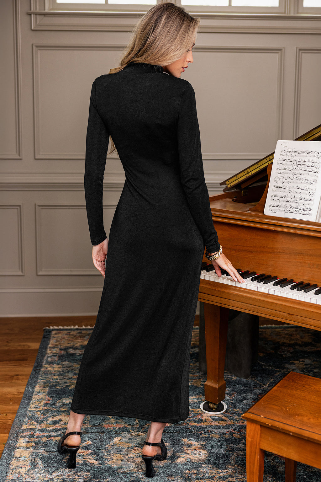 Top Model Black Maxi Dress