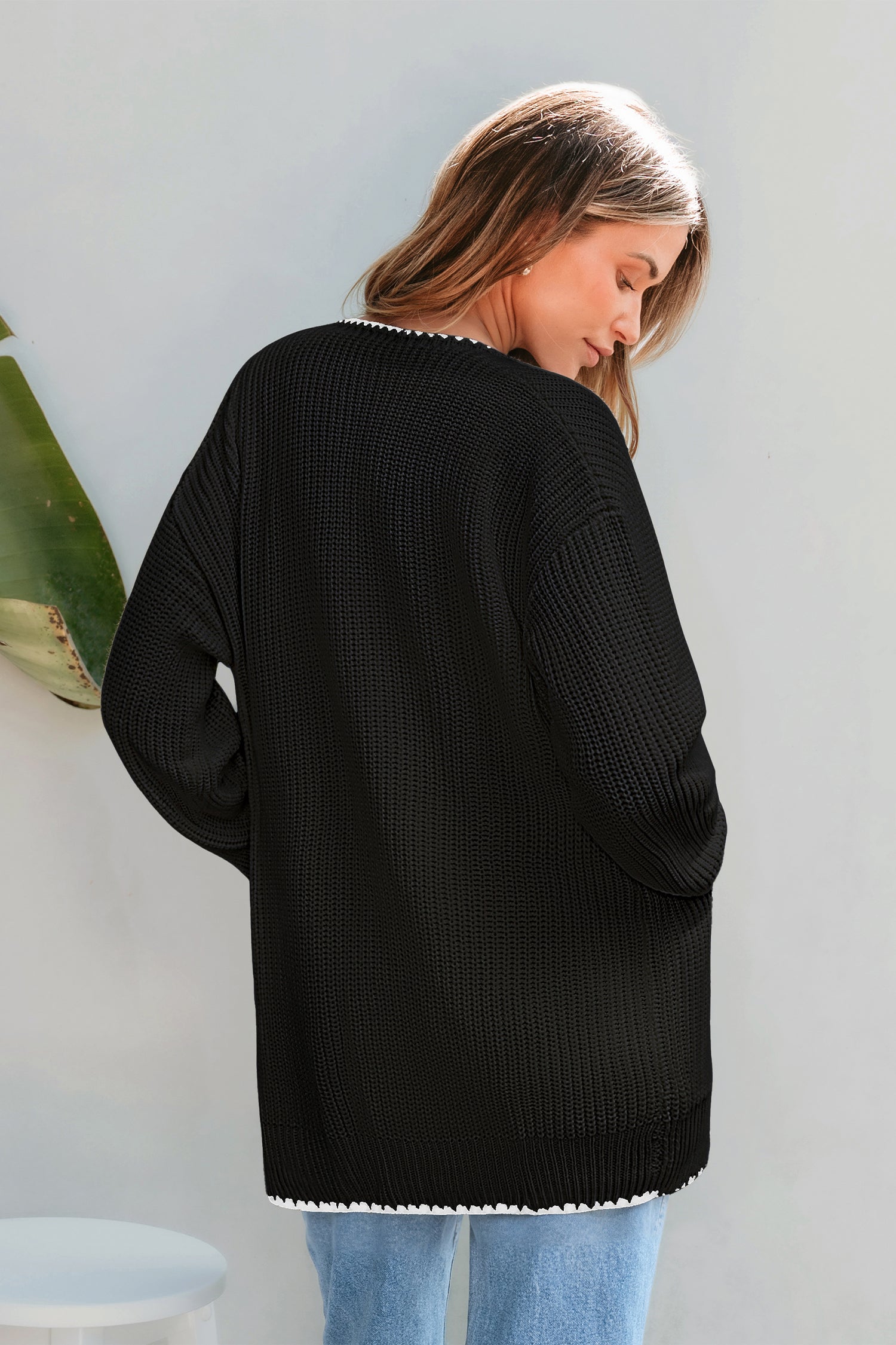 Globetrotter Black Cardigan